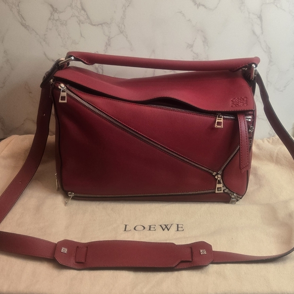 Loewe Medium Zipper Puzzle Bag - Picture 1 of 16